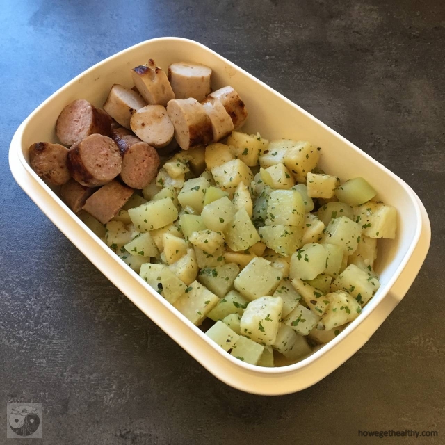 bratwurst-mit-kohlrabi-sellerie-gemuese-lunchbox